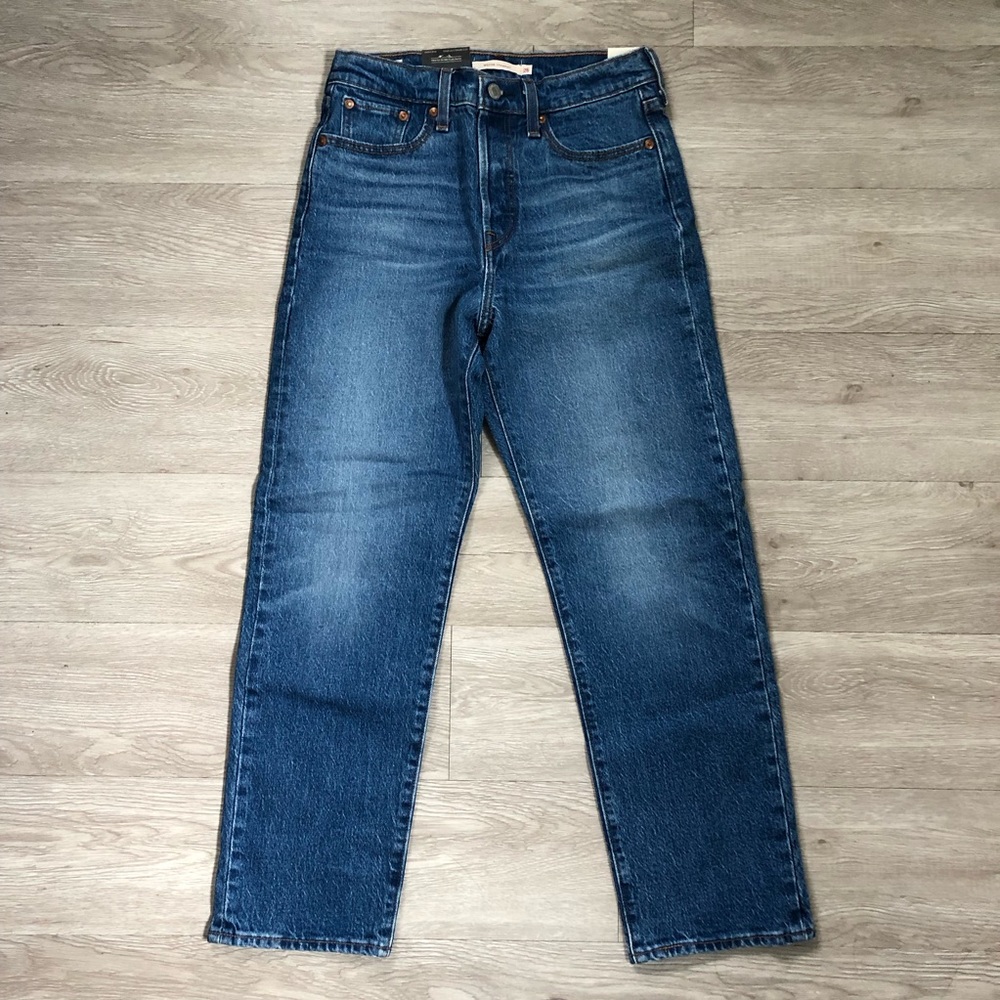 NWT Levi’s Wedgie Straight Jeans Size 26